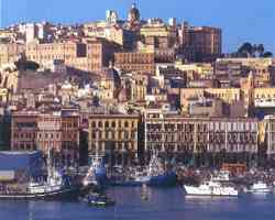 Cagliari vista dal lato del Porto